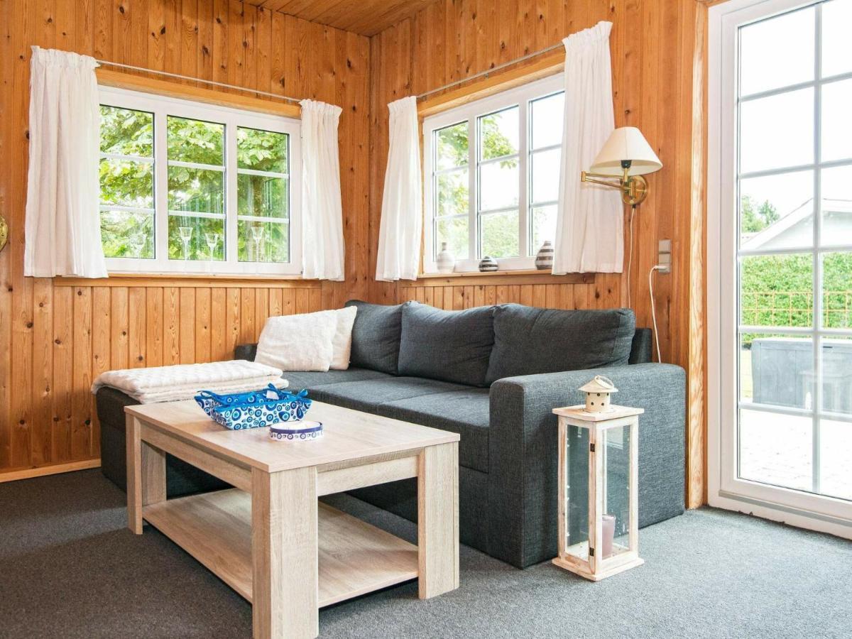 4 Person Holiday Home In Ansager Zimmer foto